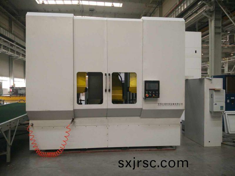 異型筦鋸(ju)切數(shu)控機牀